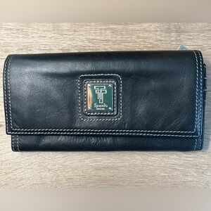 Tignanello Deep Brown buttery soft leather wallet..just perfect!